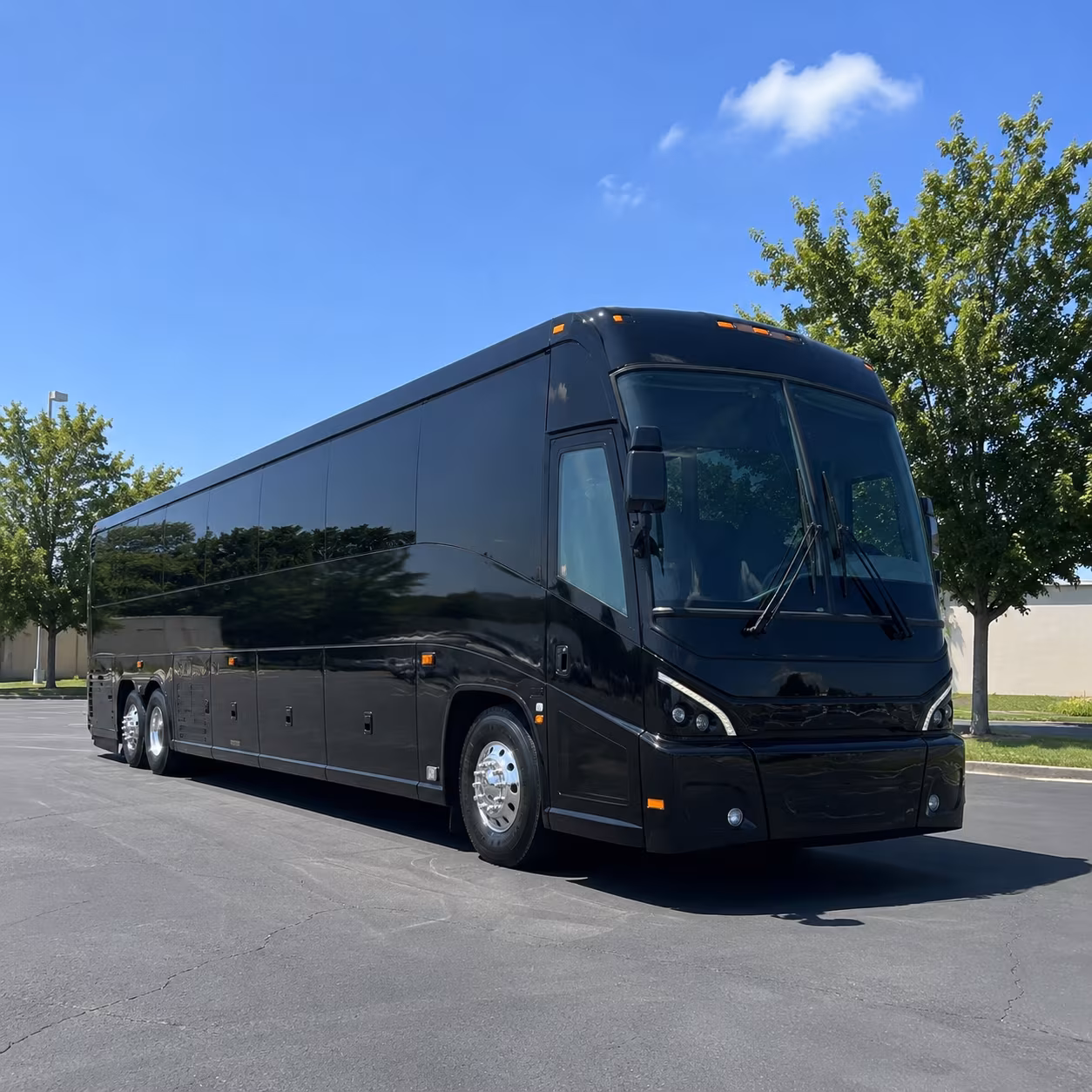 charter buses for common ground music festival and adado riverfront events