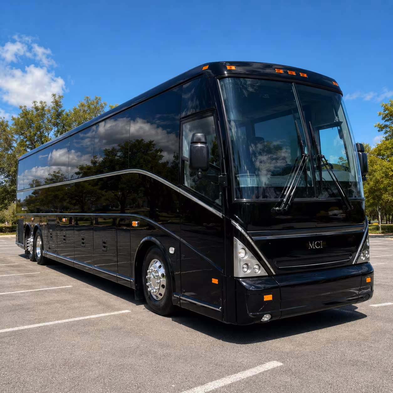 corporate shuttle services between downtown lansing hotels and the lansing center
