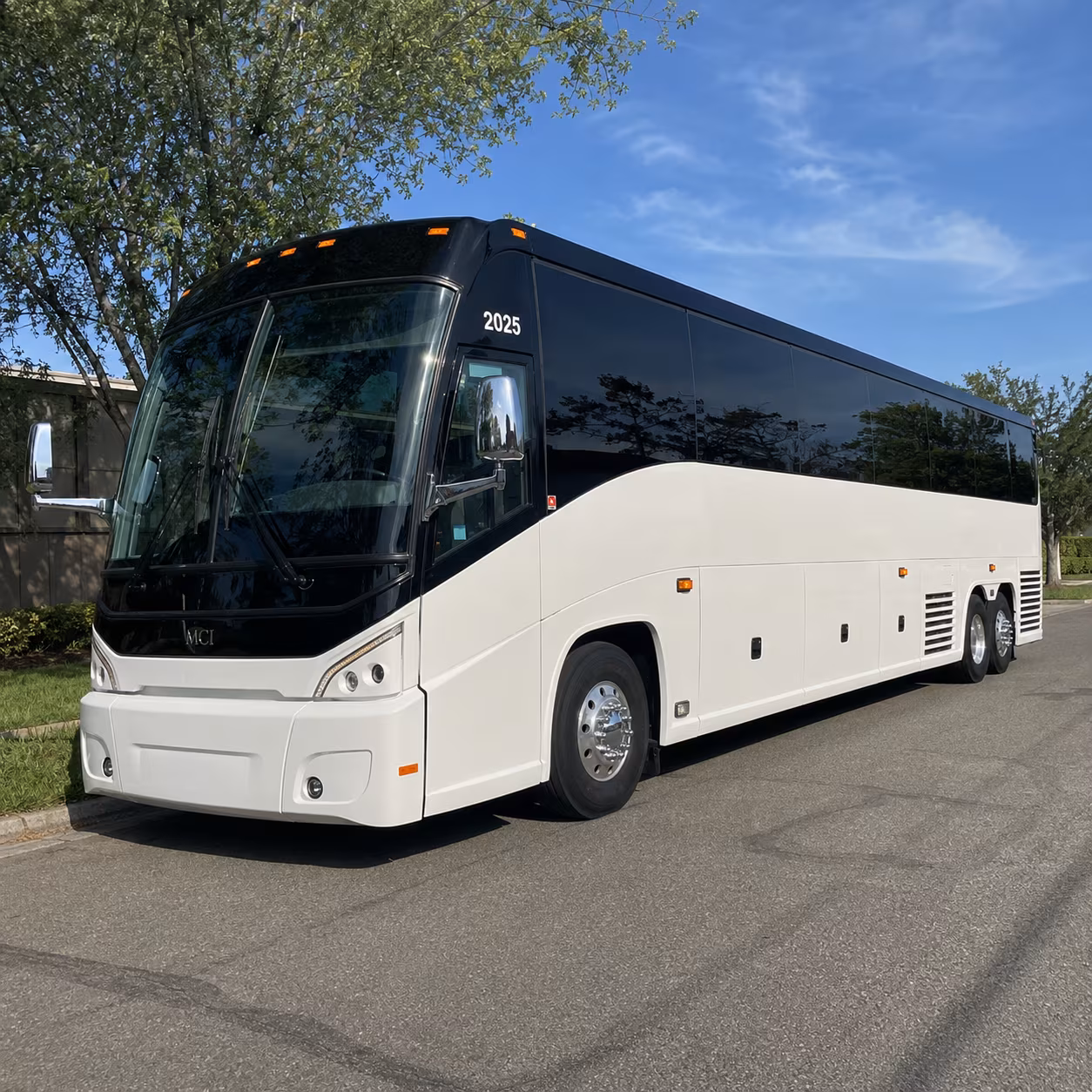 get online pricing for airport transfers between lan and downtown lansing in seconds
