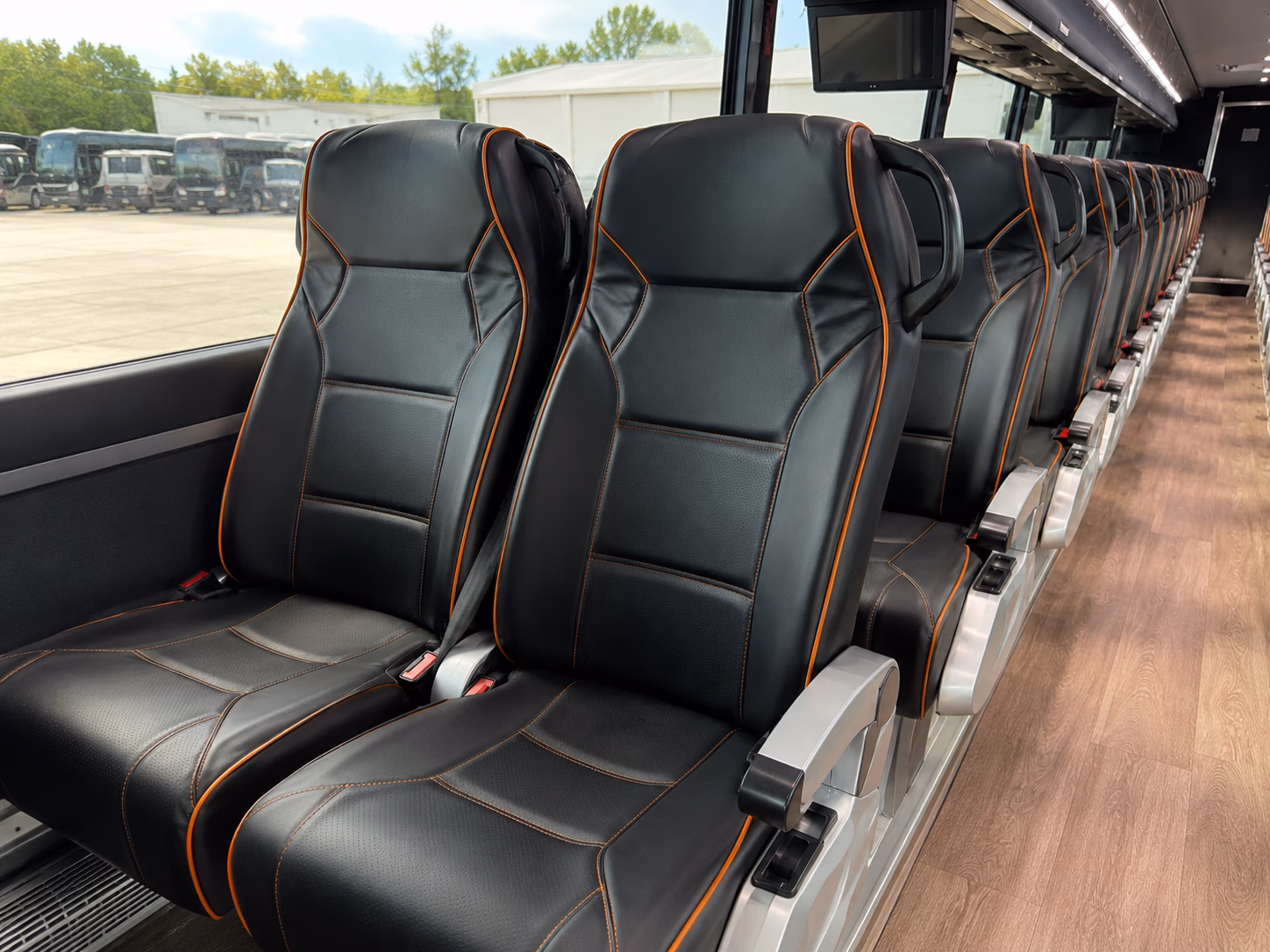 hotel shuttle loops that keep every guest on schedule